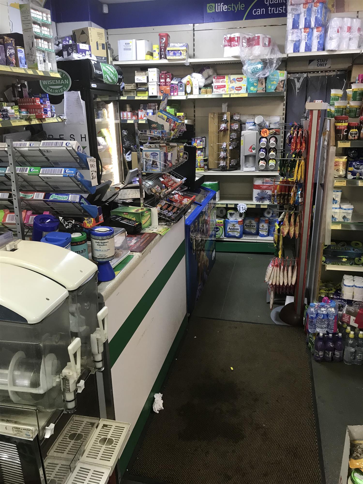 THRIVING CONVENIENCE STORE & COUNTER NEWSAGENT IN DUNDEE