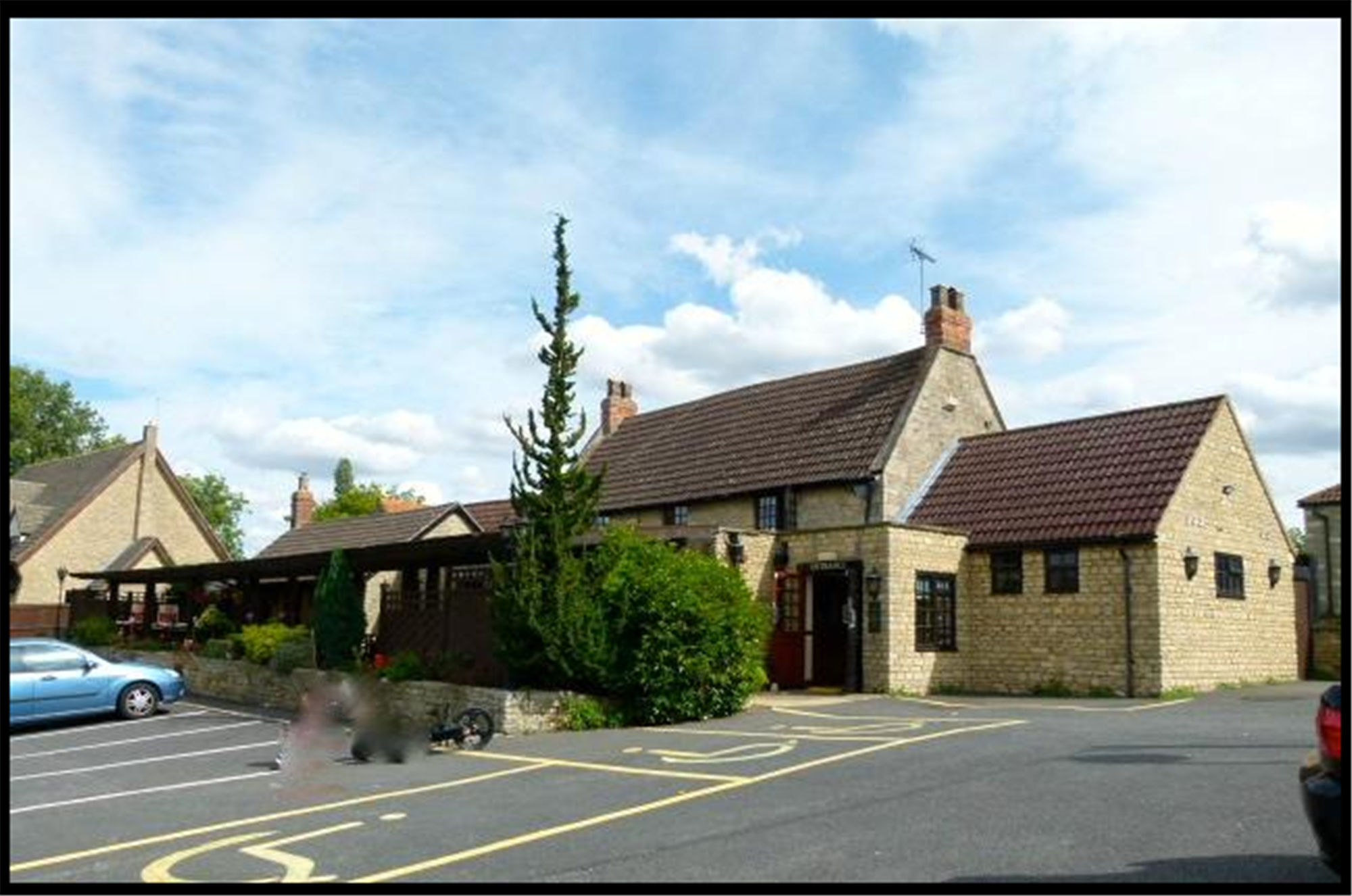 IMPRESSIVE FREE OF TIE VILLAGE PUBLIC HOUSE & RESTAURANT IN NORTHAMPTONSHIRE