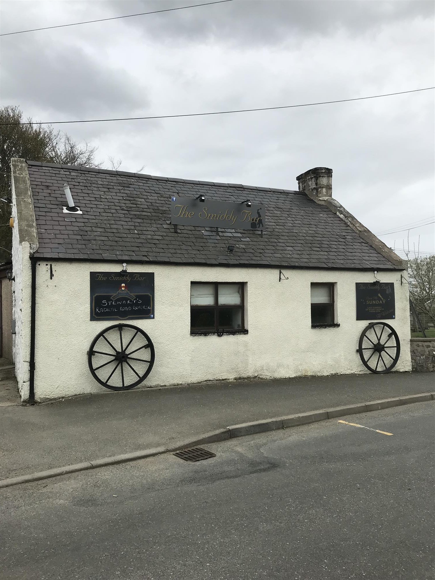 FREEHOLD VILLAGE PUBLIC HOUSE WITH CHARMING 3-BED FAMILY HOME NEAR INVERURIE