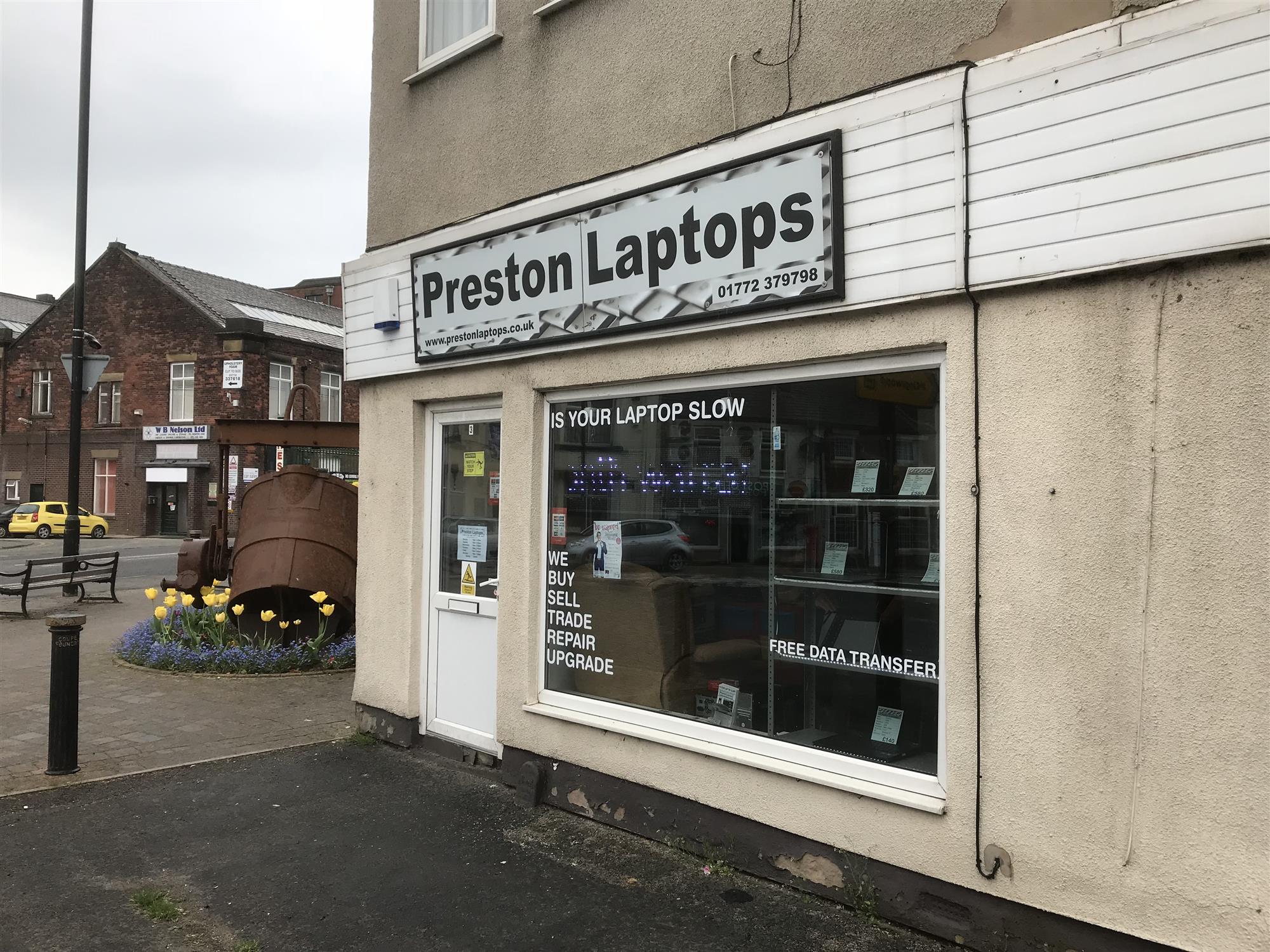 VILLAGE LAPTOP SALES & REPAIRS CENTRE NEAR PRESTON