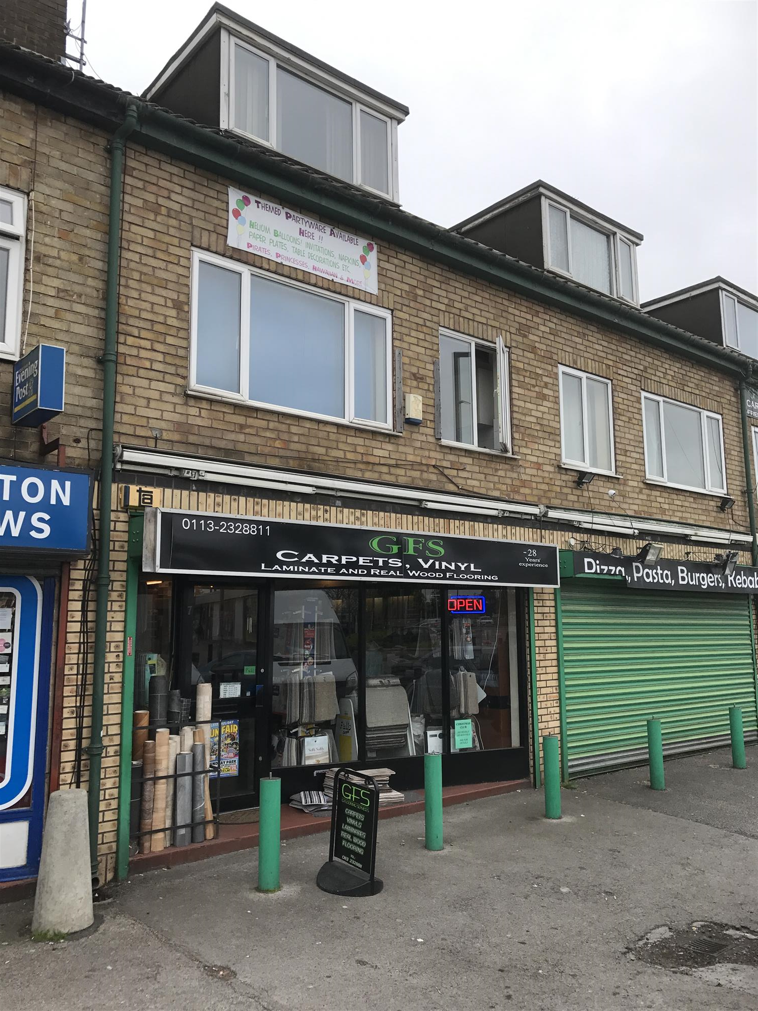 CARPETS & FLOORING SALES & FITTING CENTRE IN LEEDS SUBURB