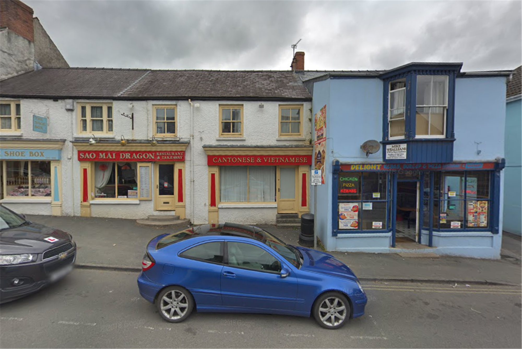 FREEHOLD LICENSED RESTAURANT WITH FAMILY APARTMENT IN DYFED WALES
