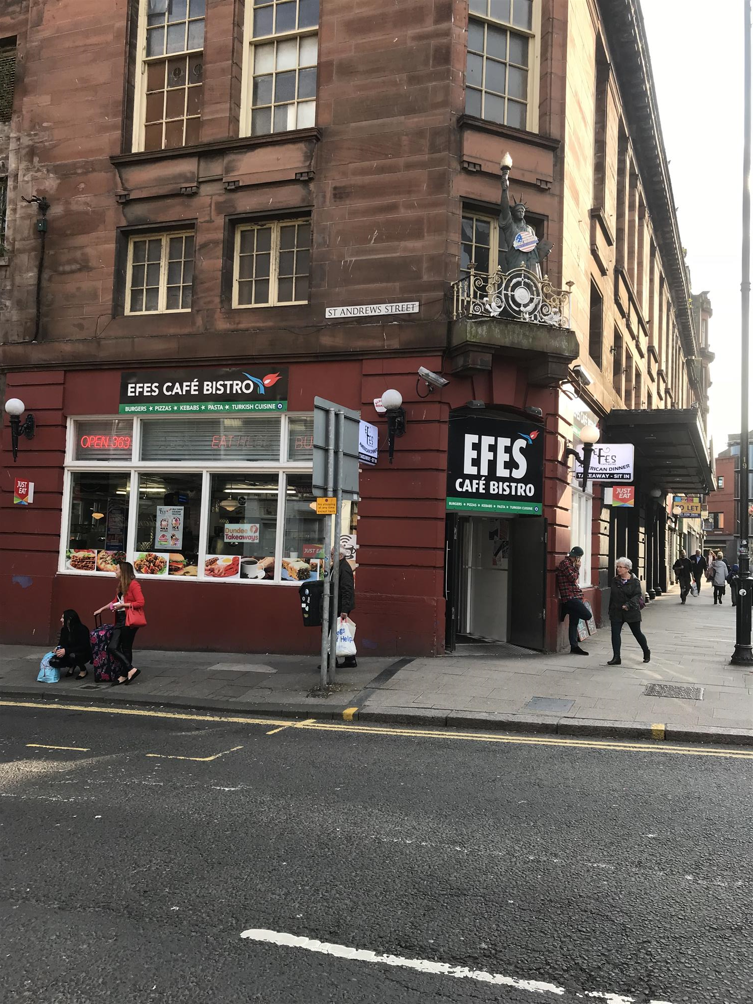 STYLISH DINER WITH TAKEAWAY & DELIVERIES  IN DUNDEE CITY CENTRE