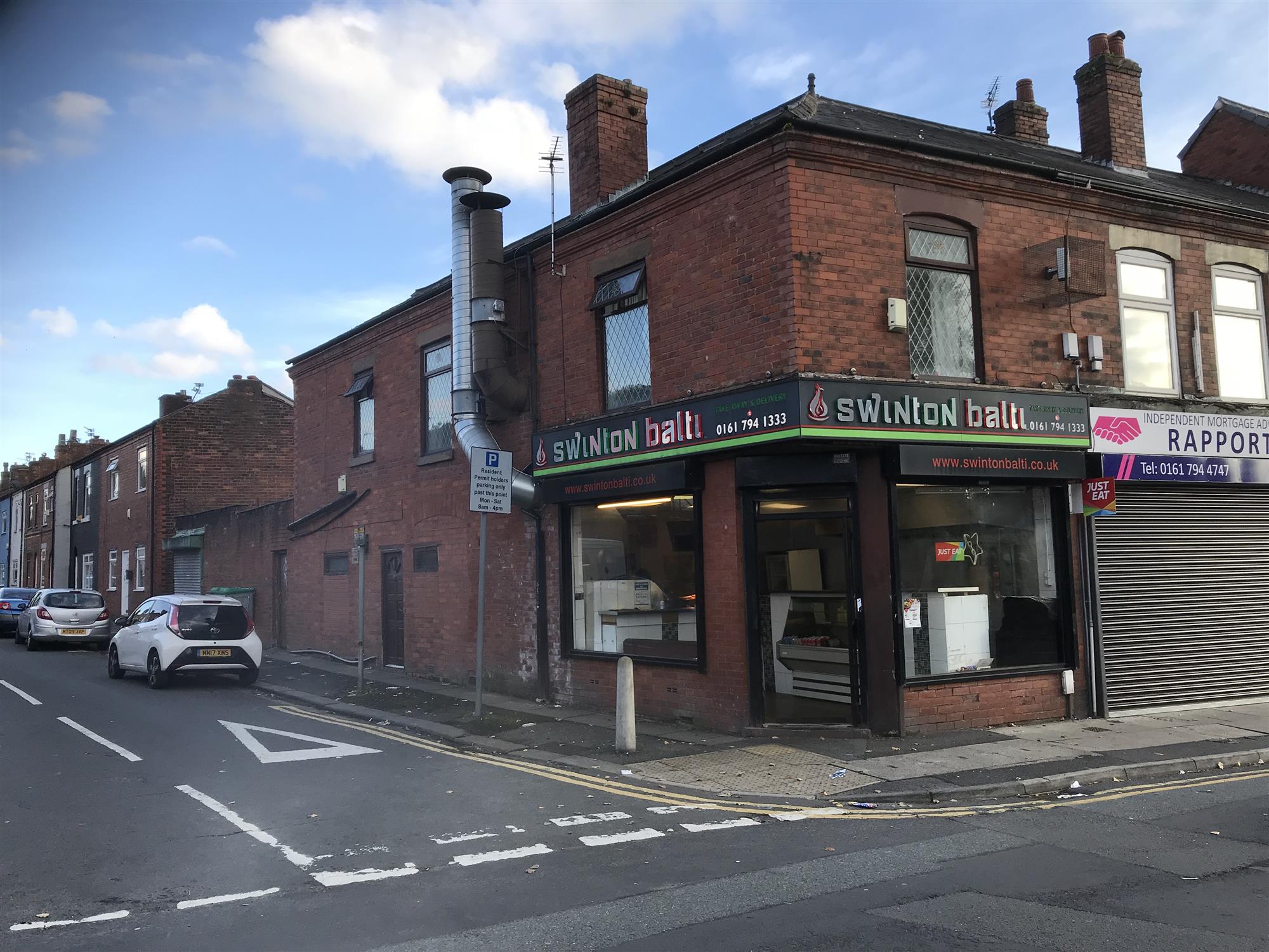 FASTFOOD TAKEAWAY & DELIVERIES WITH PRIVATE APARTMENT IN SWINTON