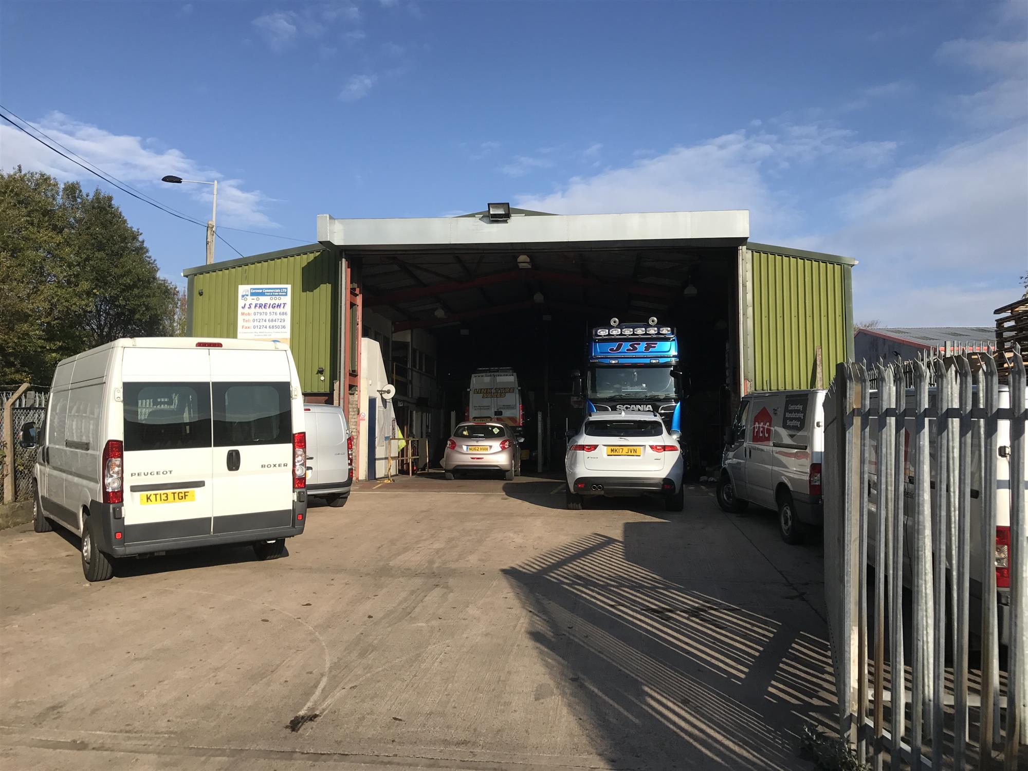 COMMERCIAL FREIGHT FORWARDING & HAULAGE COMPANY IN BRADFORD