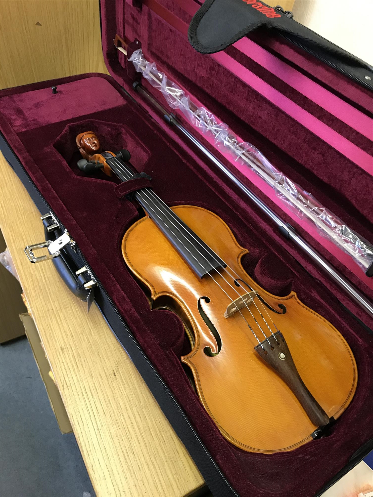 VIOLIN SALES/HIRE & REPAIRS CENTRE IN DERBYSHIRE