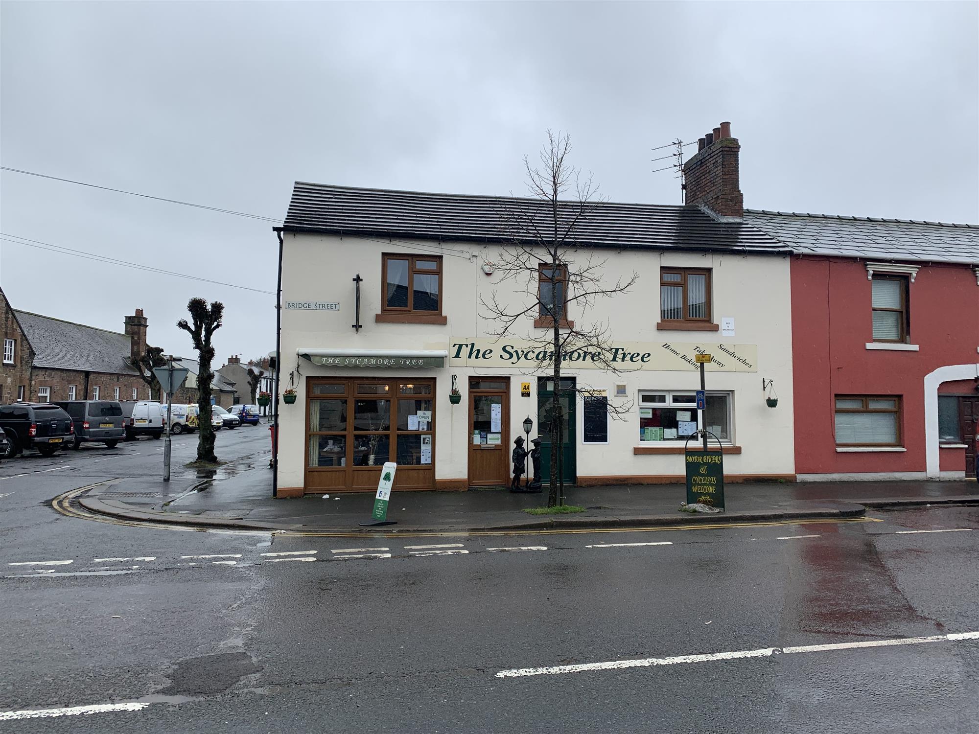 FREEHOLD TOURIST TOWN CENTRE LICENSED COFFEE SHOP WITH B&B ACCOMMODATION IN CUMBRIA