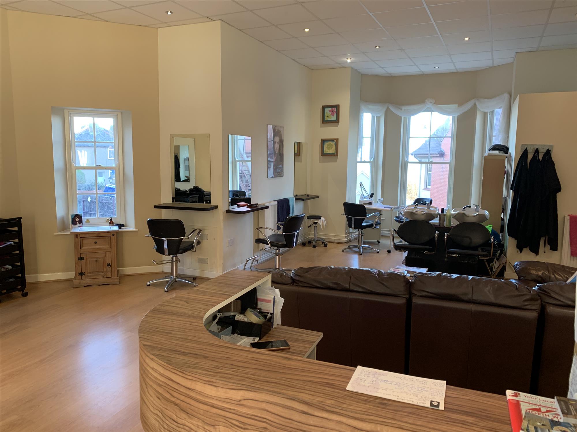 STYLISH HAIR & BEAUTY SALON IN PENMAENMAWR