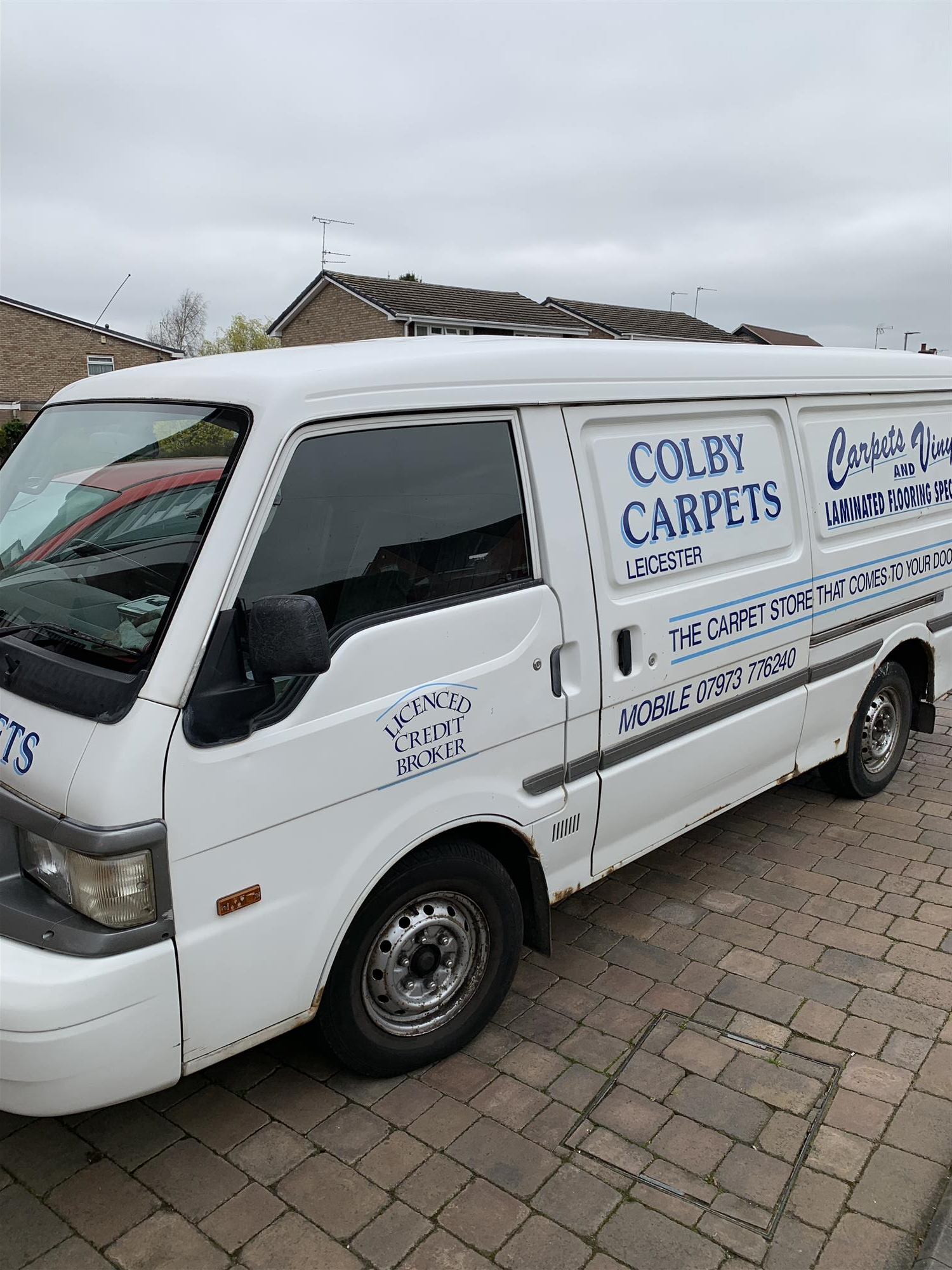 INDEPENDENT MOBILE CARPETS & FLOORING SALES BUSINESS IN LEICESTER