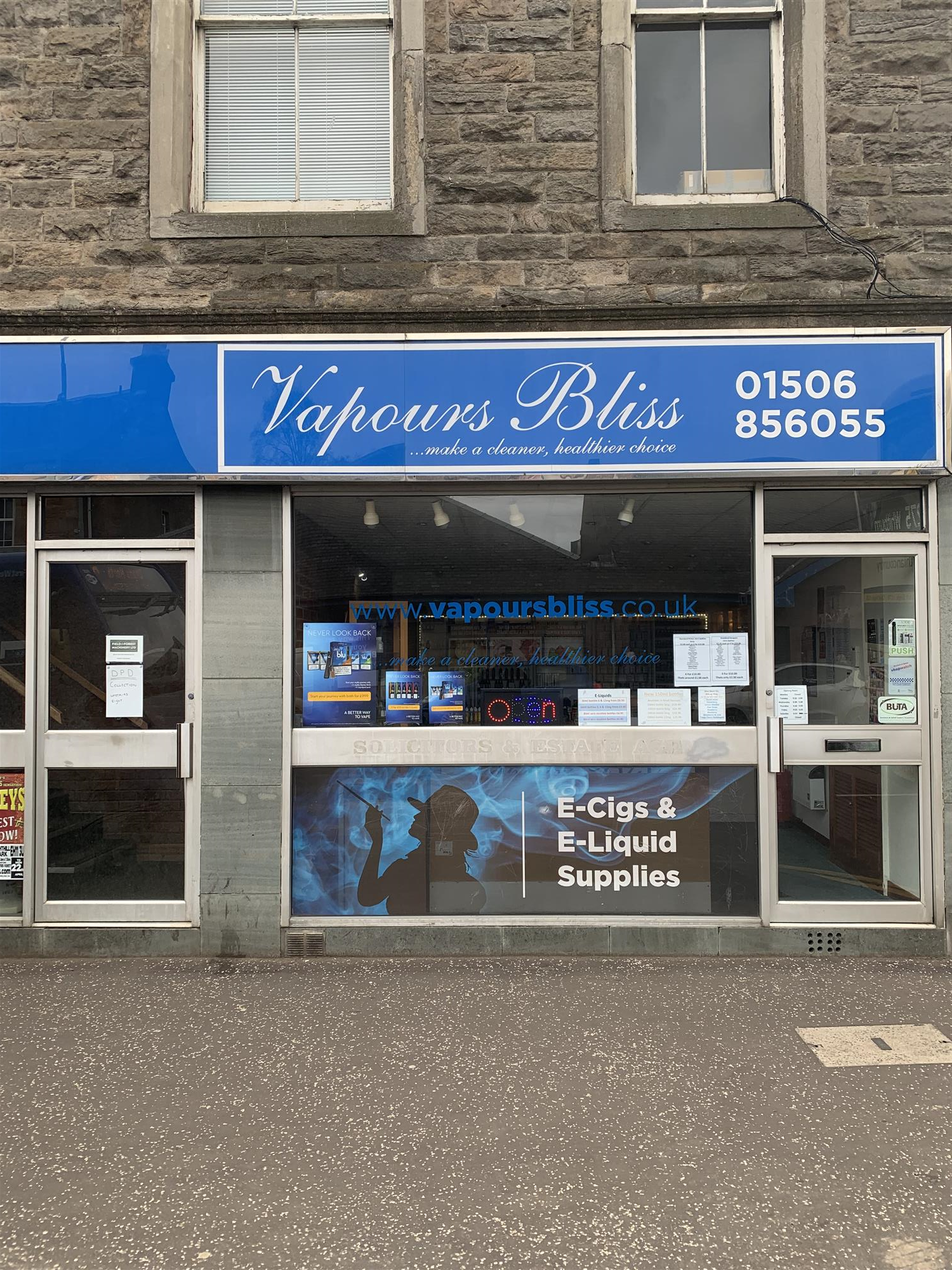 TOWN CENTRE VAPING SUPPLIES EMPORIUM IN BROXBURN/WEST LOTHIAN