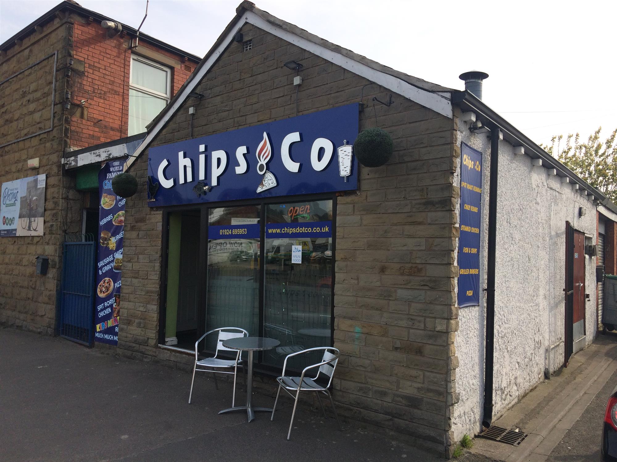 TRADITIONAL FISH BAR WITH PIZZA & KEBAB TAKEAWAY & DELIVERIES IN DEWSBURY