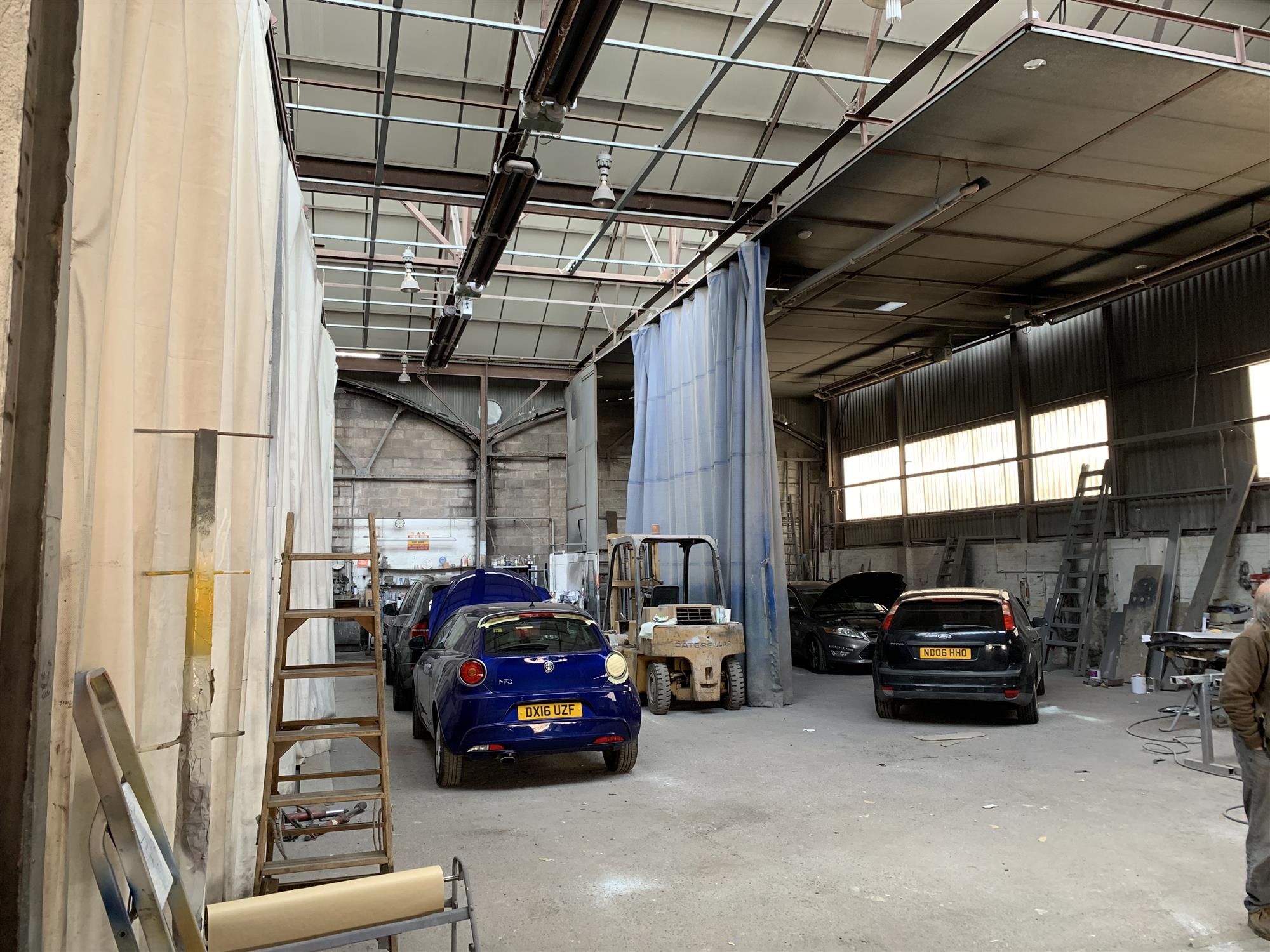 FREEHOLD COMMERCIAL VEHICLE ACCIDENT REPAIRS CENTRE IN WOLVERHAMPTON