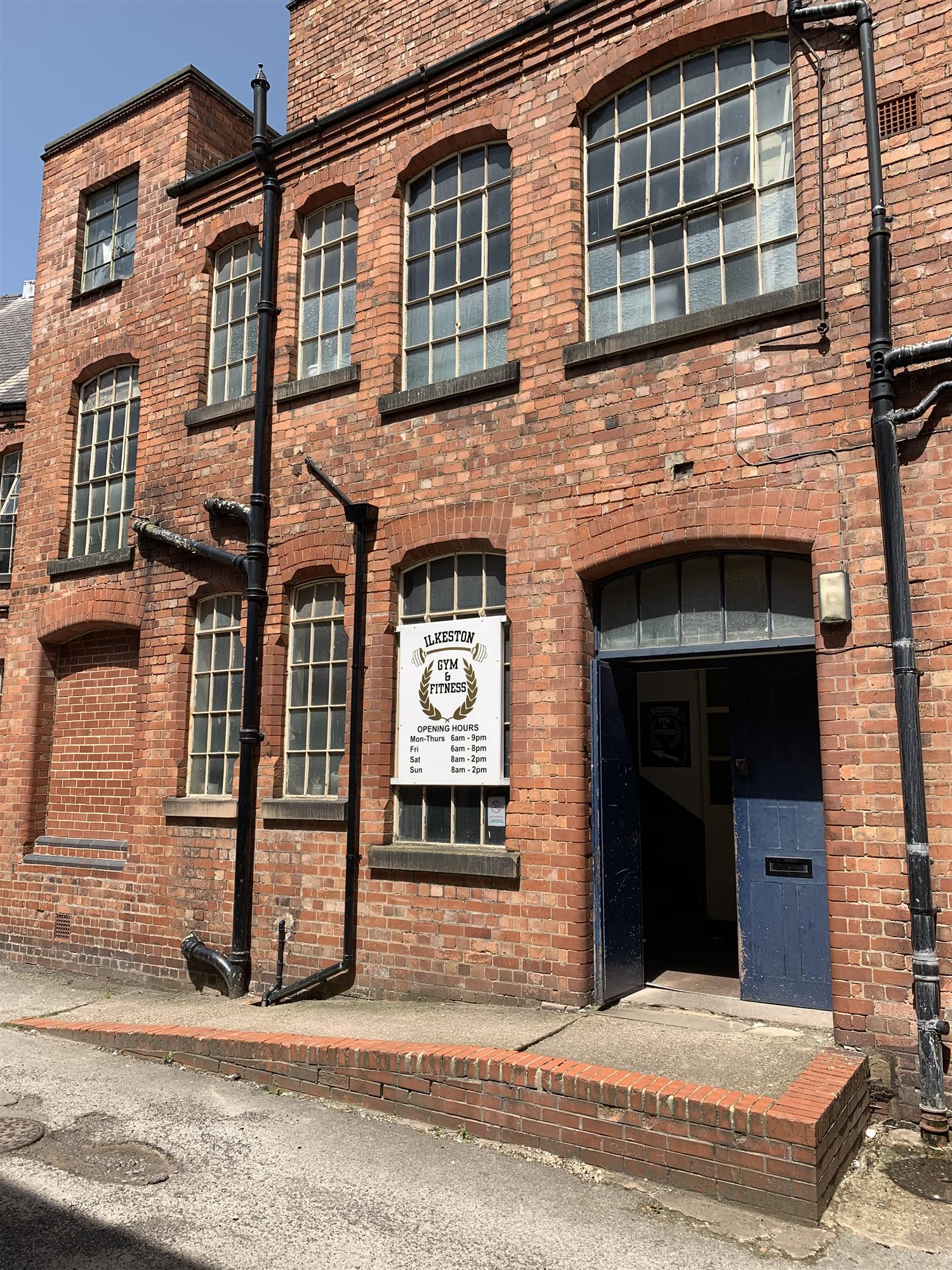 POPULAR HEALTH & FITNESS GYMNASIUM IN ILKESTON