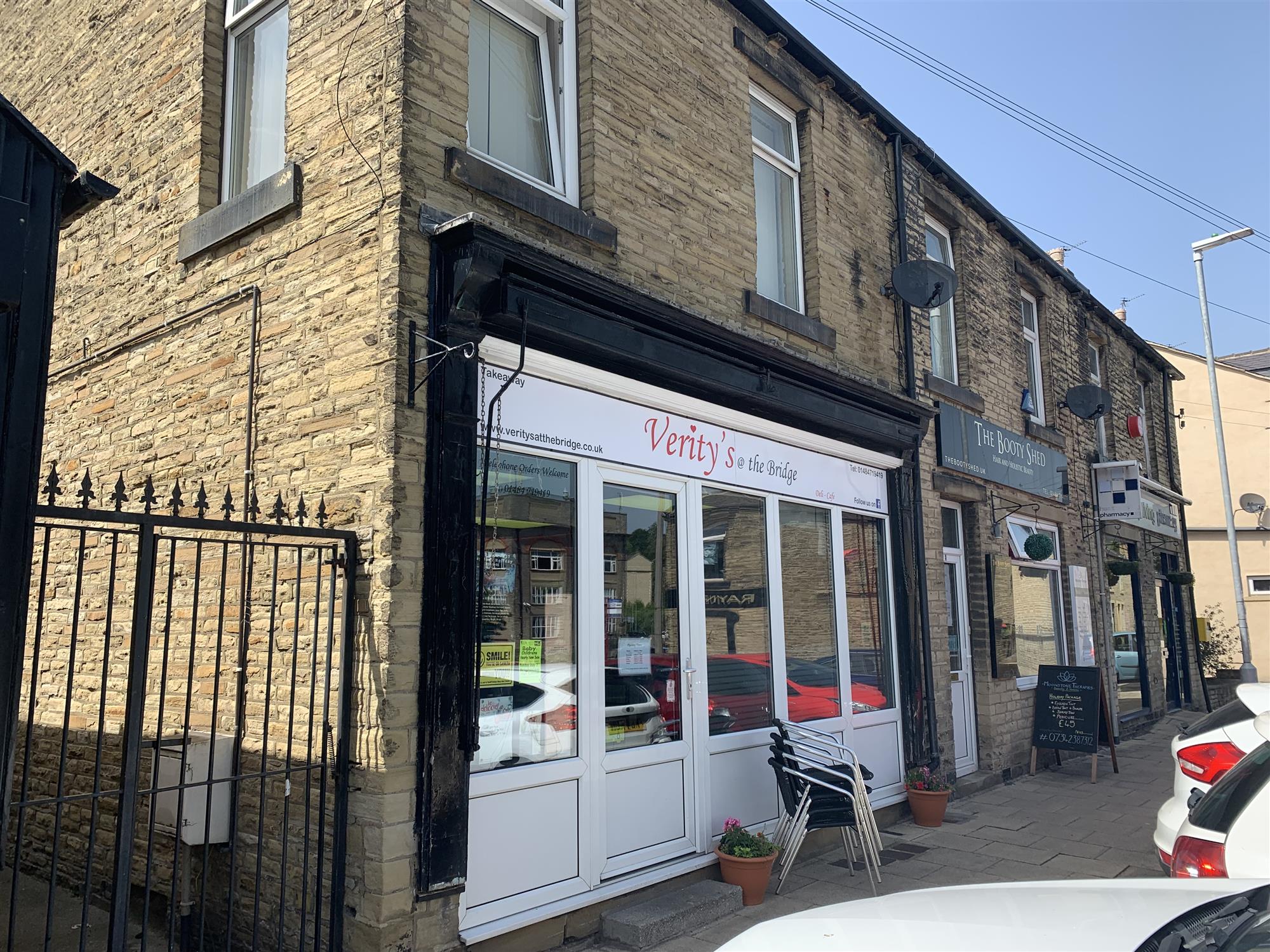 VILLAGE LICENSED DAYTIME COFFEE SHOP & BISTRO NEAR BRIGHOUSE