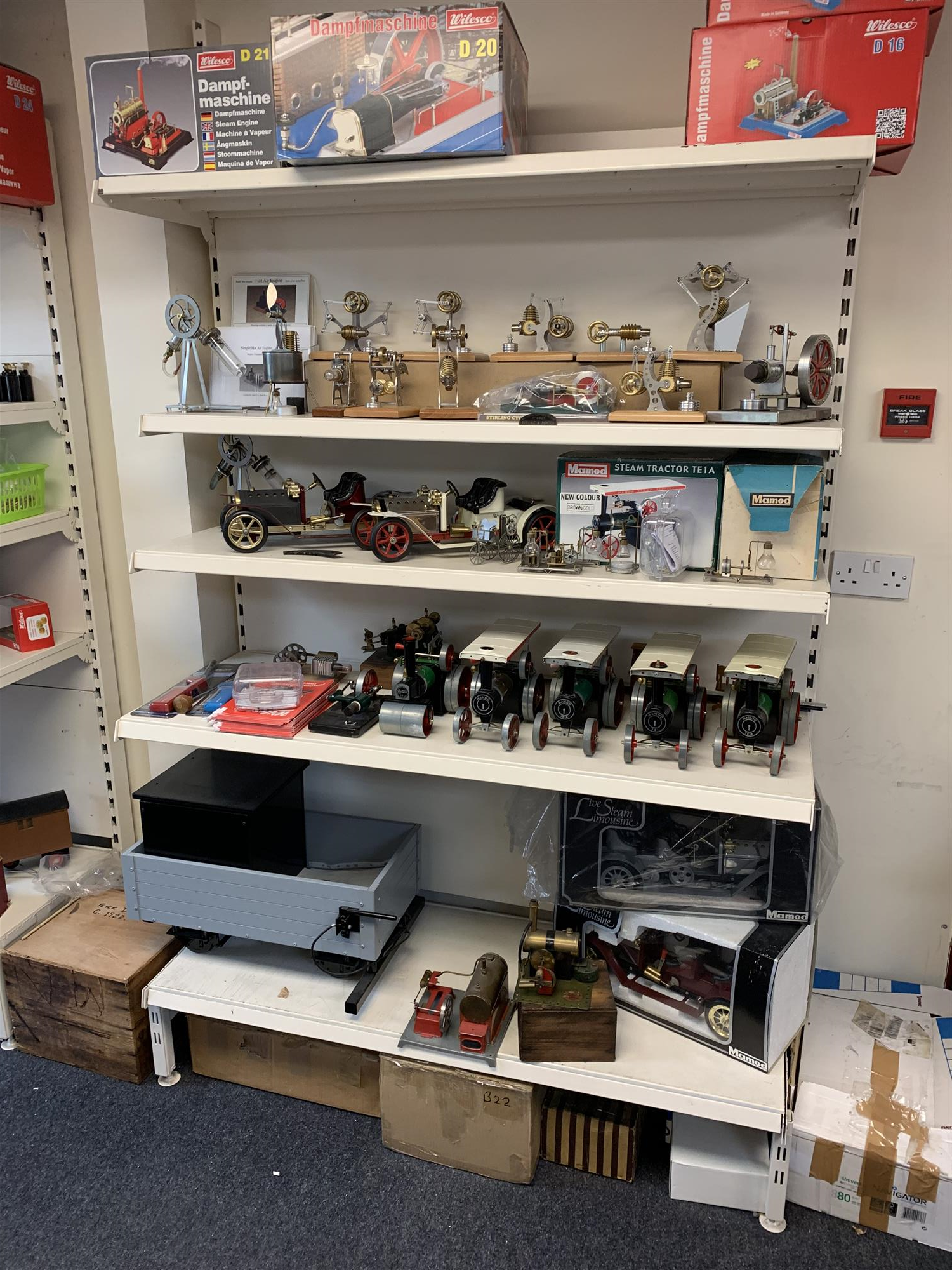 UK BASED ONLINE COLLECTABLE MODEL STEAM ENGINE SALES BUSINESS