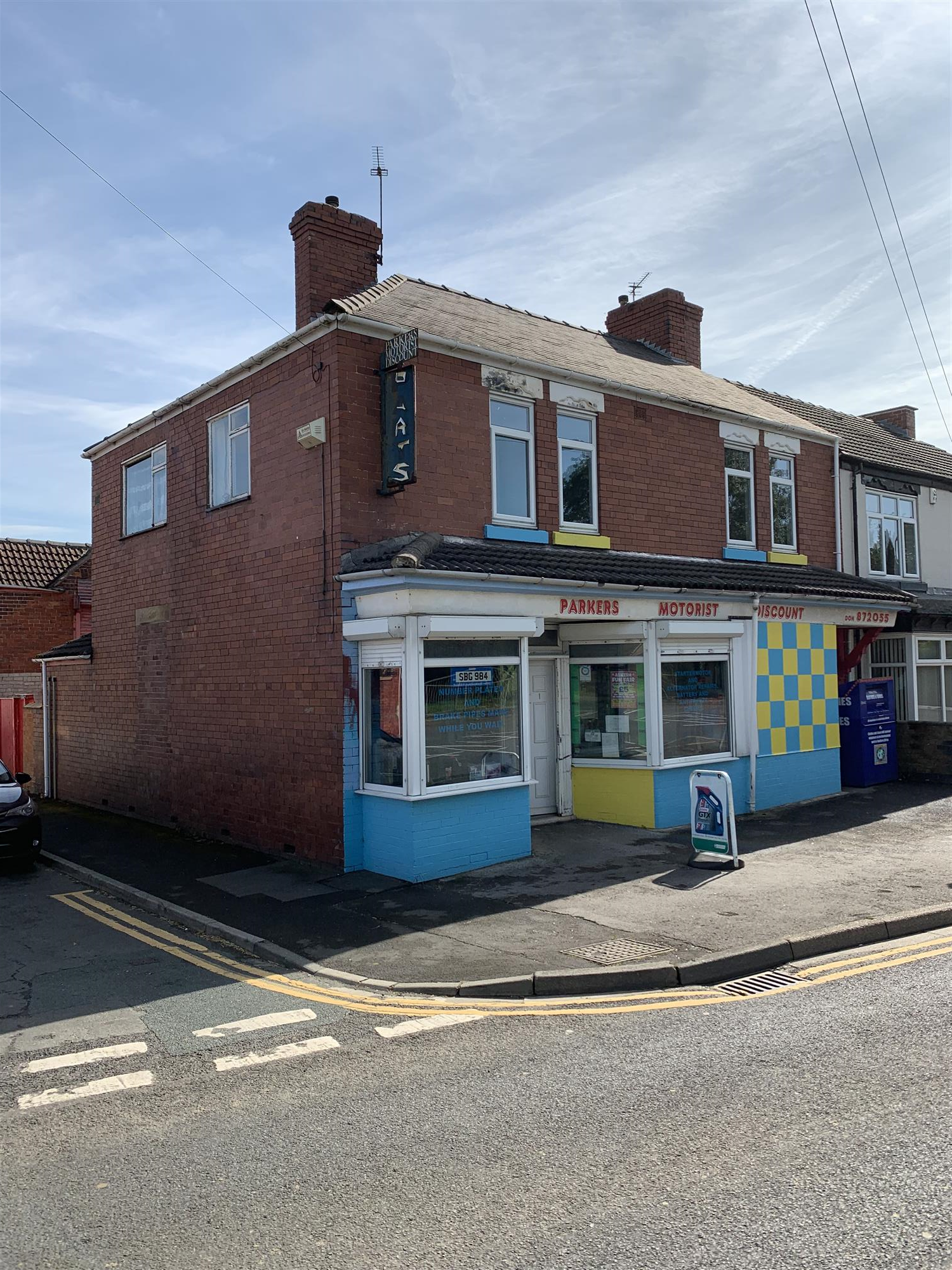 FREEHOLD MOTOR SPARES CENTRE WITH PRIVATE APARTMENTS IN DONCASTER SUBURB