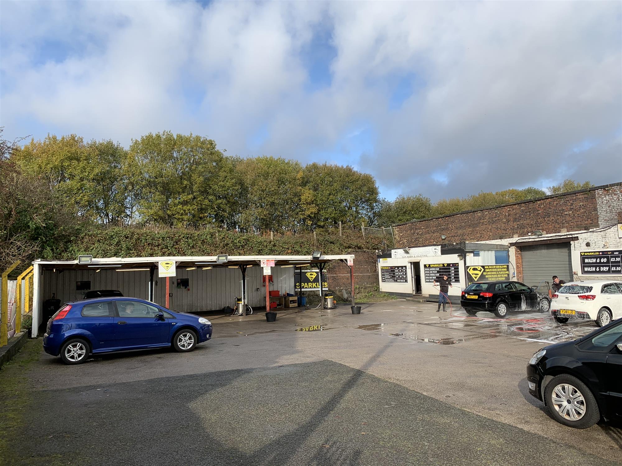 THRIVING HAND CAR WASH & VALETING CENTRE IN BLACKBURN