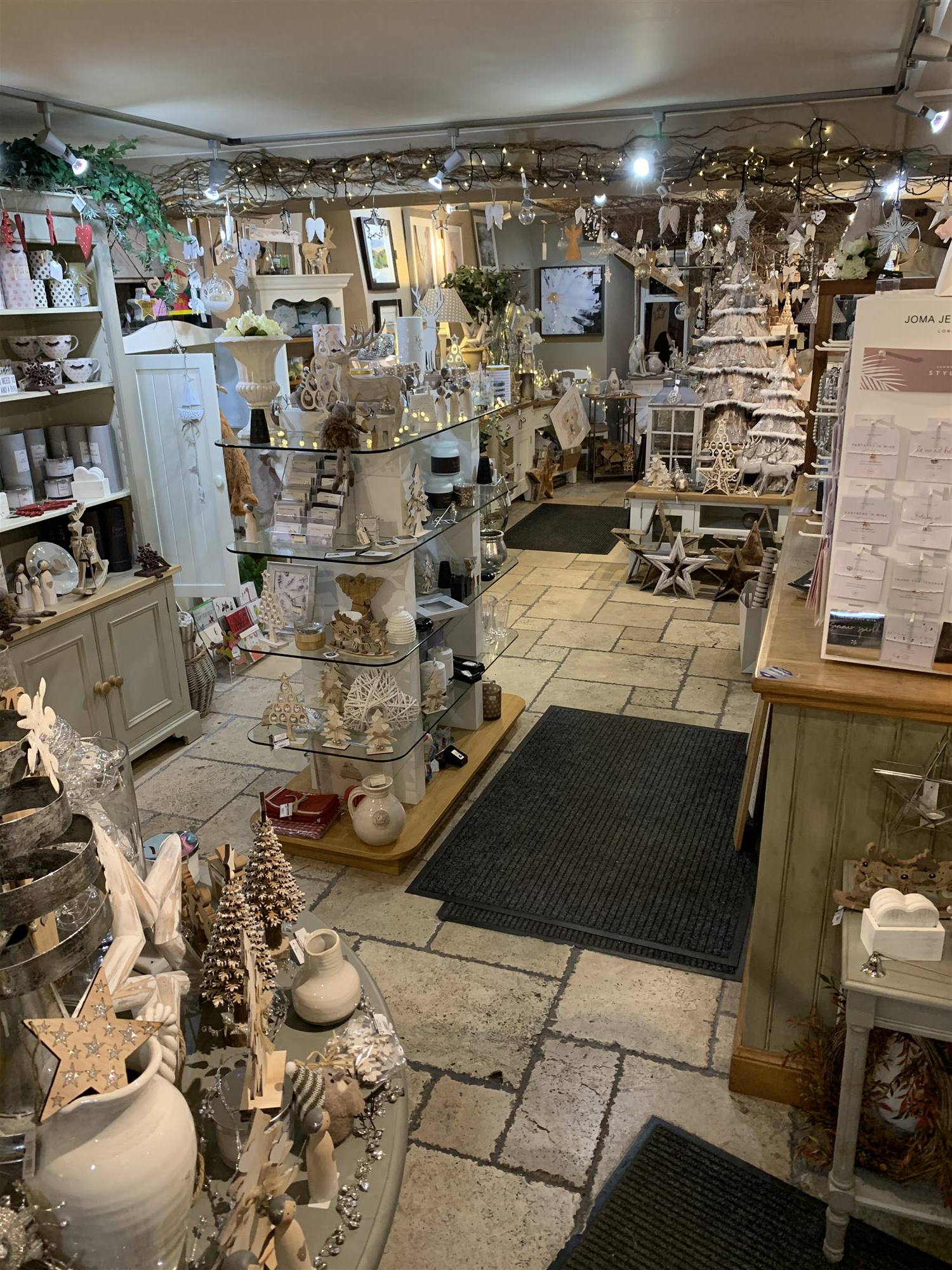 INTERIOR DESIGN ACCESSORIES & GIFTS EMPORIUM IN  YORKSHIRE DALES TOWN CENTRE