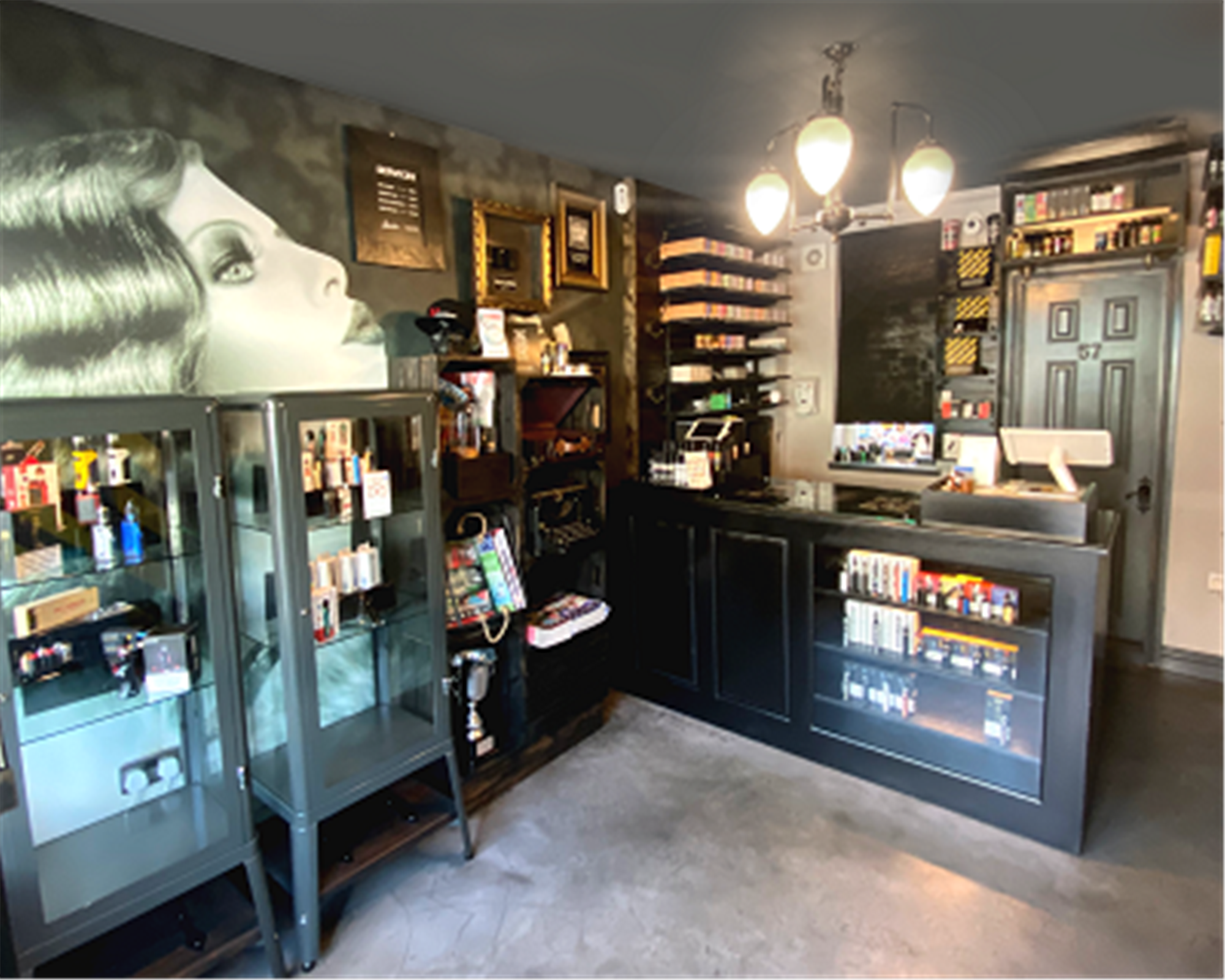 RETAIL & ONLINE E-CIGARETTE & VAPING SUPPLIES EMPORIUM ON CHEADLE HIGH STREET