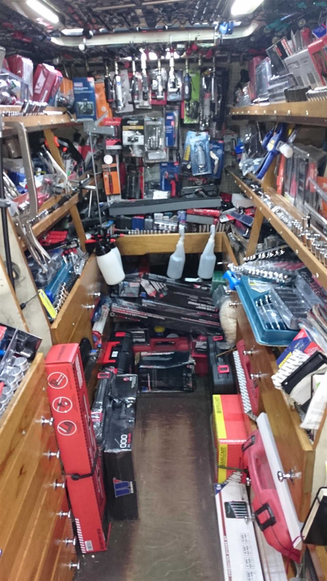 INDEPENDENT MOBILE WORKSHOP CONSUMABLES & TOOLS BUSINESS IN THE SOUTH EAST