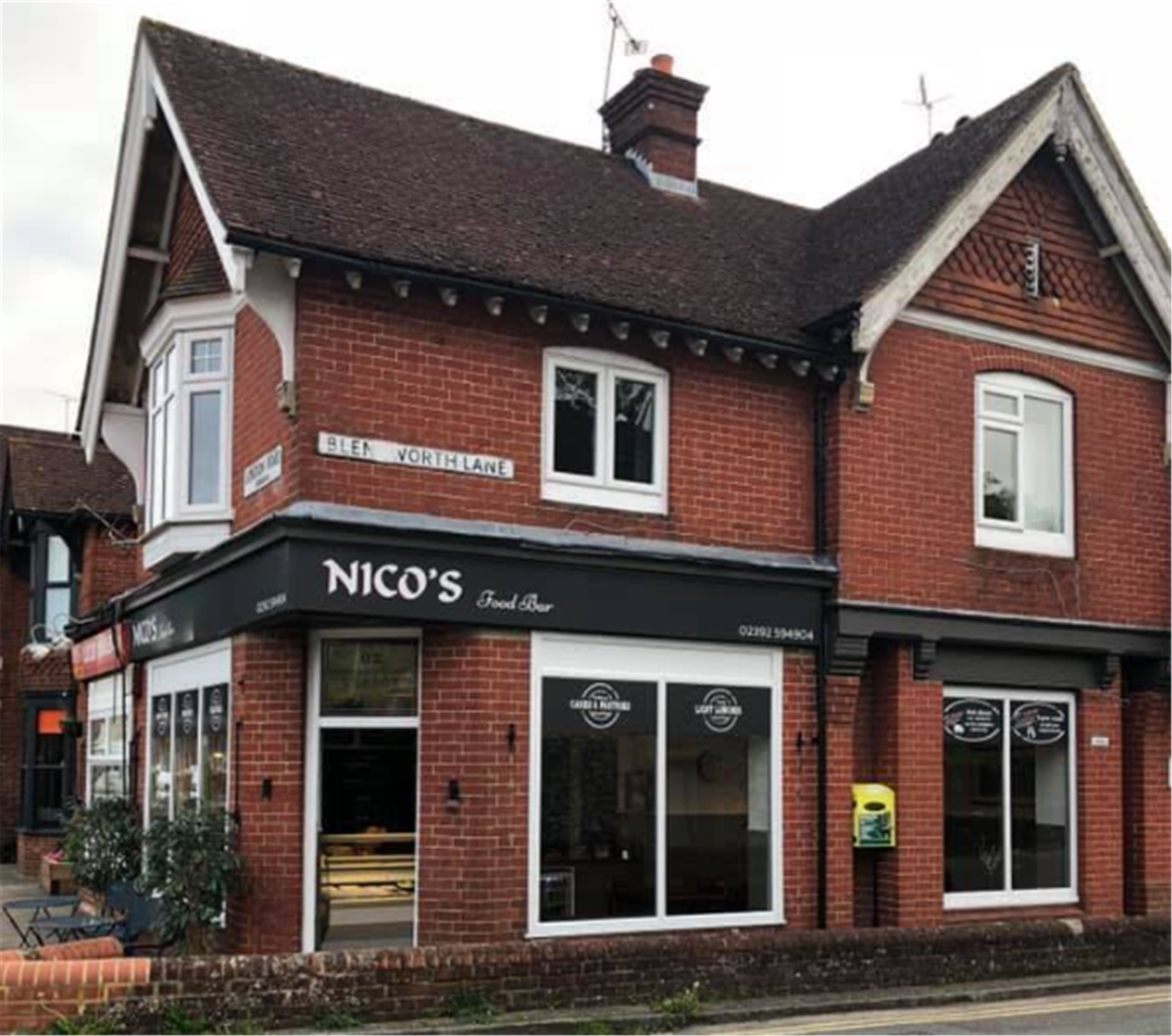 DAYTIME COFFEE LOUNGE & BISTRO in affluent suburb near WATERLOOVILLE