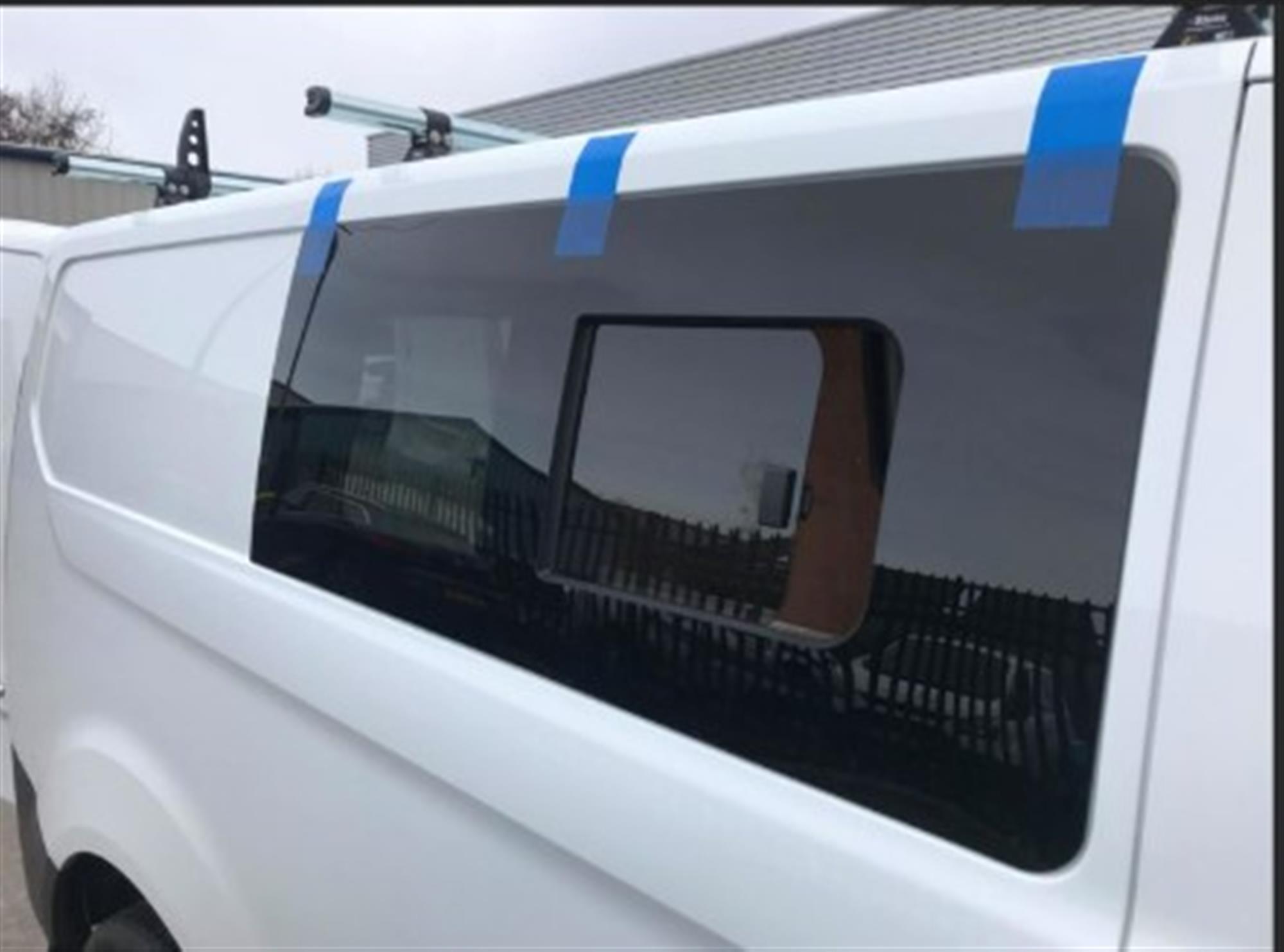 VEHICLE WINDOW REPLACEMENT COMPANY based PRESTON AREA