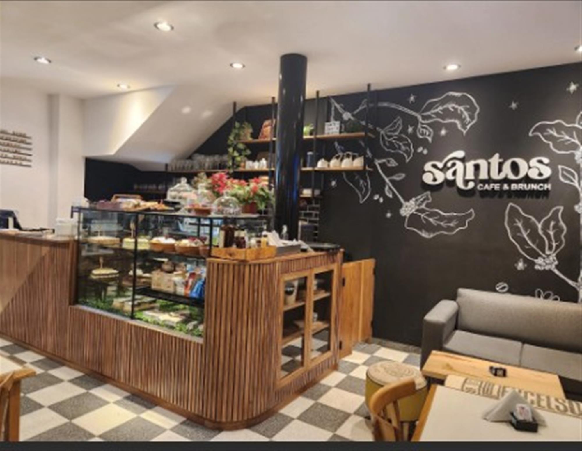 COFFEE SHOP & RESTAURANT IN WIGAN TOWN CENTRE